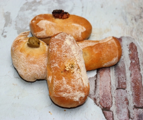 Image for Snacking aperitief met ZWITSERS BROOD